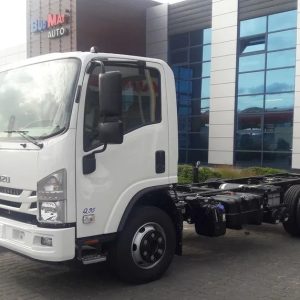 Isuzu Q 95 2021 12 km Diesel