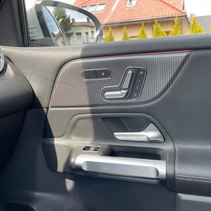 Mercedes-Benz GLB 200 7G-DCT Progressive