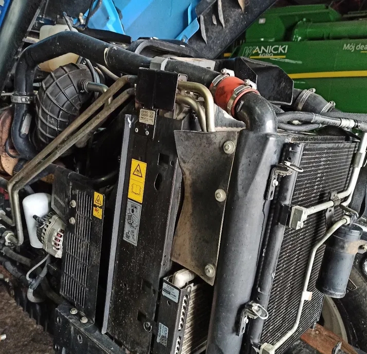 NEWHOLLAND07