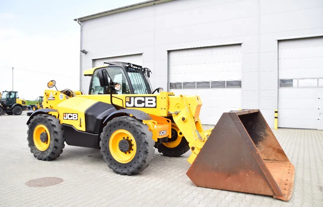 jcbwaste05